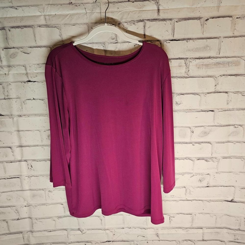 Women's Long-Sleeve Scoop Neck Top - Magenta